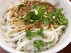 -阿波潮汕牛肉火锅·汤粉面(拱北店)