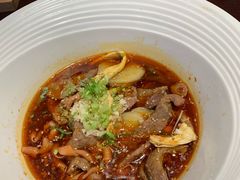 -成都你六姐·牛肉冒菜(城市集市合生汇店)