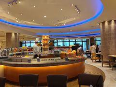-咖啡苑自助餐厅·中国大饭店