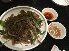 -皇城根北京风味主题餐厅(滨海万达店)