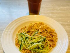 -必胜客(证大大拇指店)
