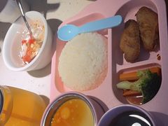 -江渔儿酸菜鱼·拔草餐厅(虎门君乐汇店)
