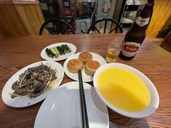 -清真吴记门钉肉饼·喜多利