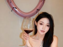 -MONICH牛排融合餐厅(和义大道购物中心店)