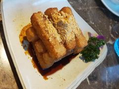 -三人行骨头王火锅(长寿店)