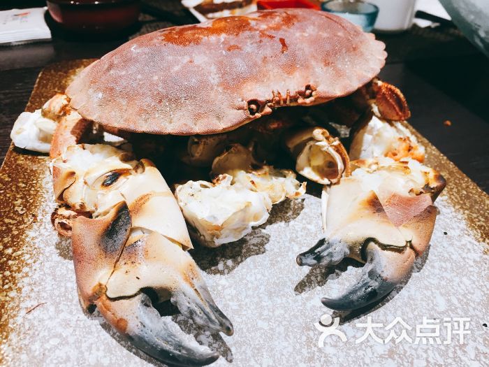 火焰珍宝蟹(盐烤)