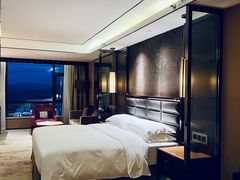 -中山利和希尔顿酒店