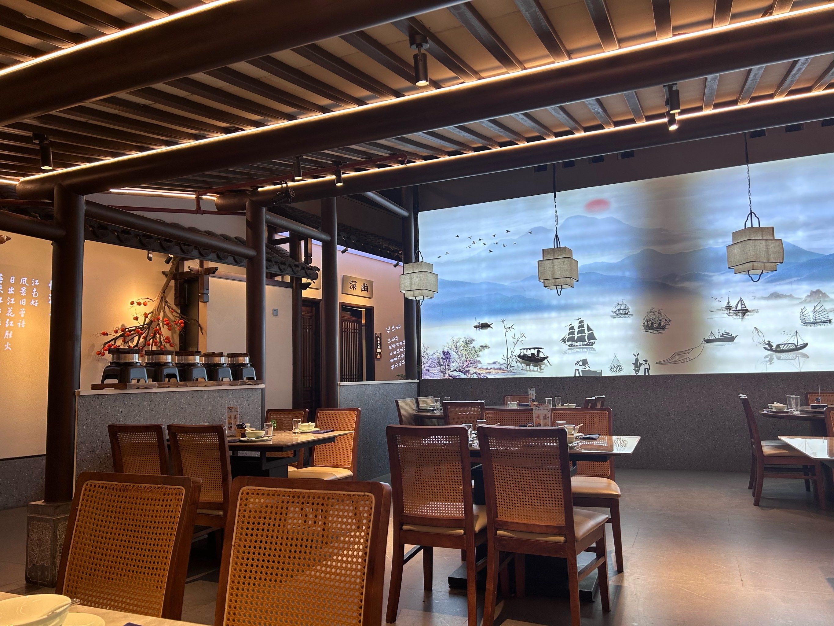 菜很不错,环境也好!