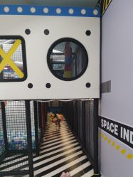 -孩子王童乐园(西安盛龙店)