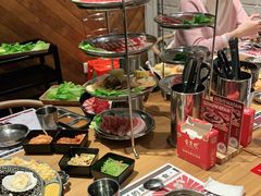 -青瓦炭韩潮烤肉(花园道店)