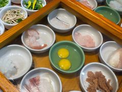 -良米山·云南野生菌过桥米线(上海首店)