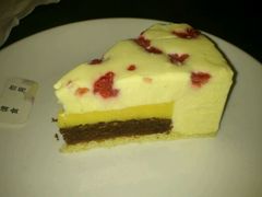 白巧克力热情果慕斯蛋糕-榖屋house of flour(张江首店)