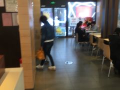 大堂-麦当劳(欧亚卖场店)