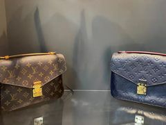 -用真奢侈品名表名包回收中心(朝阳万达店)