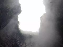 -百色大石围天坑群