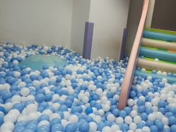 -孩子王童乐园(西安万象城店)