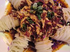 -巴特餐饮6加1音乐餐吧·新疆菜