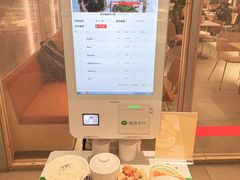 -老乡鸡(上海白玉兰广场店)