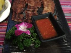 -香巴拉云南餐厅(华莱坞店)