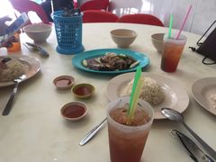 -伍秀泽海南鸡饭茶室