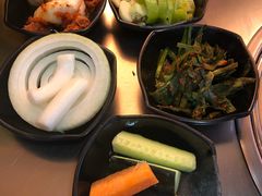 小菜-杀猪天·韩国烤肉(总店)