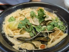 三鲜砂锅-姐弟俩土豆粉(北京双桥万达店)