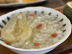 啤梨炖银耳-小食院简餐厅