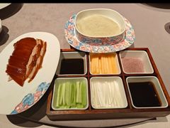 -黛遇·黛瓦宴花园餐厅