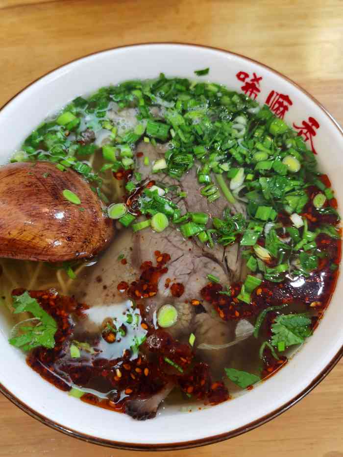 唏嘛香·金城牛大(环球港店)-"[服务铃]服务:店铺不大,排队的人是相.