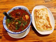 -叶新小吃店(来凤小区总店)