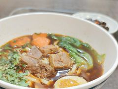 -康师傅私房牛肉面(申虹店)