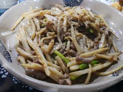 荷心牛肉-味老大土碗菜(中山三路店)