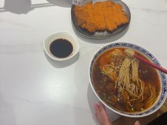 -鲁达面馆本帮风味(共康东路店)