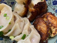 -无名氏宵夜小摊(祝家三姐妹馄饨店)