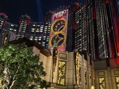 -影汇之星8字形摩天轮