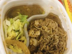 -南城香·饭香串香馄饨香(红军营店)