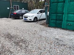 -金庭庄园酒店-停车场
