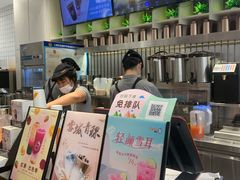 -CoCo都可(湖滨银泰店B区店)