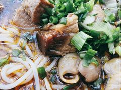-胥佳烧鸡公牛肉面馆