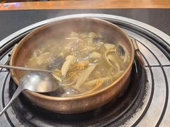 -阿山卓·野生菌火锅·纳西火塘烤肉