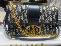 -华夏典当行(龙德广场店)