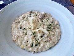 -MONICH牛排融合餐厅(和义大道购物中心店)