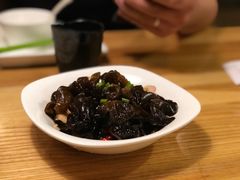 -徽湘园和马路串串火锅
