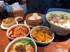 -全牛匠·乐山跷脚牛肉(西单华威约饭街店)