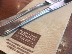 -Pancakes on the rocks(Darling Harbour)