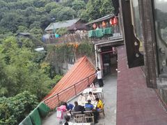 -鲤鱼塘农家山庄
