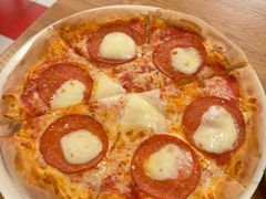 -城市大道红炉披萨烘焙坊