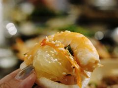 -Cuc Gach Quan Restaurant
