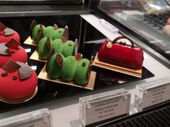 -Salon de The de Joel Robuchon(外滩18号店)