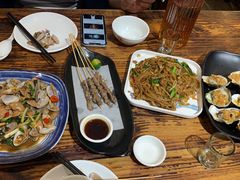 -蚝美人·生蚝海鲜烧烤(茶花园店)